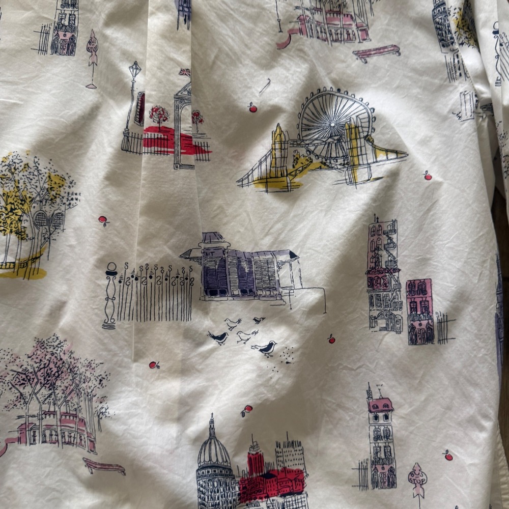 Talbots Womens London Landmark Novelty Print Button Down Shirt White Size M Long - Picture 11 of 11